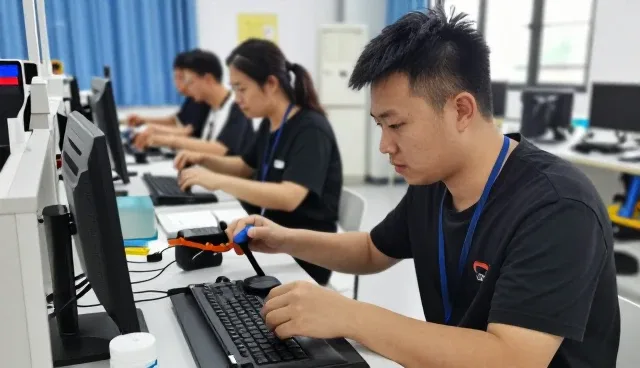 广州枫熠文化传媒有限公司专注成就商业价值，提供完善账号代运营方案
